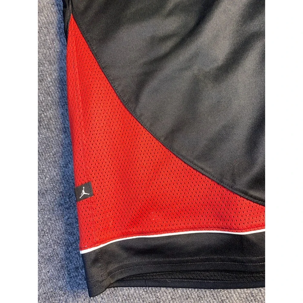 Jordan Athletic Shorts Mens Medium Black Mesh Reversible Elastic Waist Pony Logo